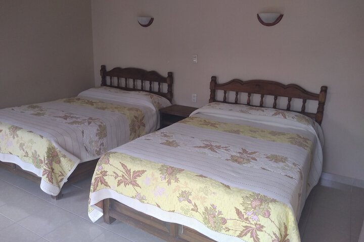 Room 4 of 11