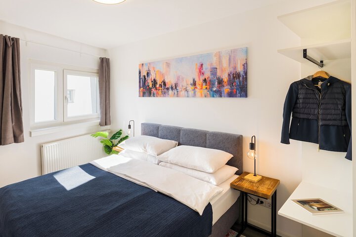 Room 46 of 145