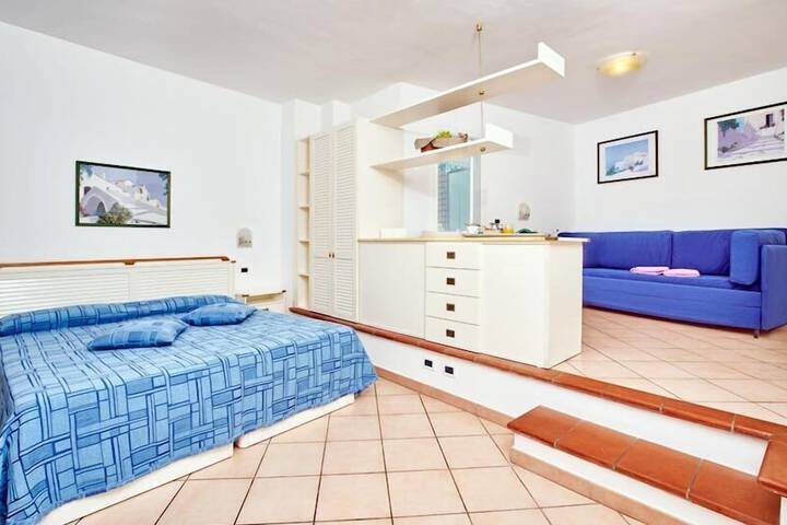 Room 37 of 110