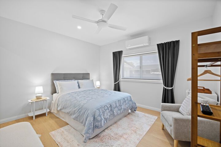 Room 4 of 14