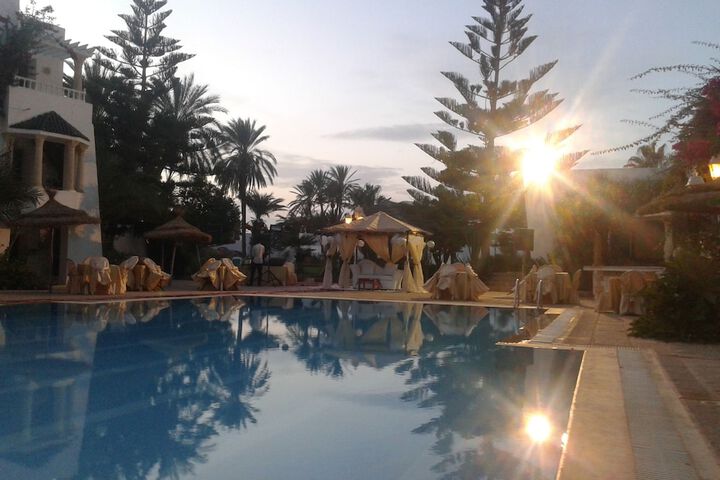 Hotel Pool