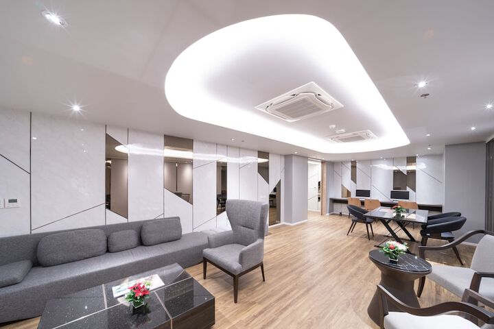 Business Center 157 of 183