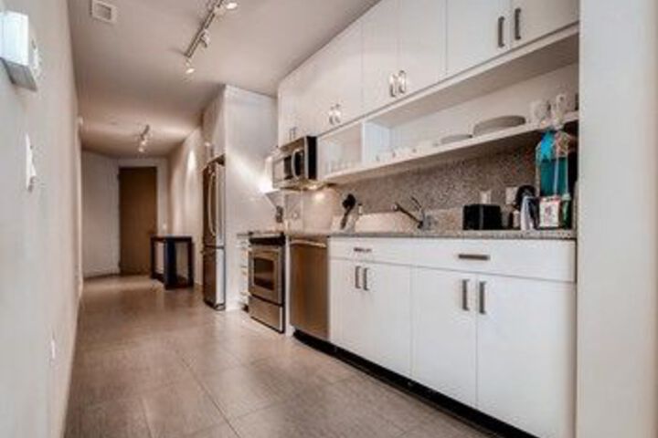 Room 12 of 21