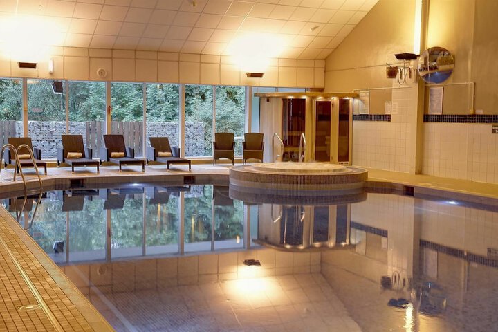 Hotel with Pool