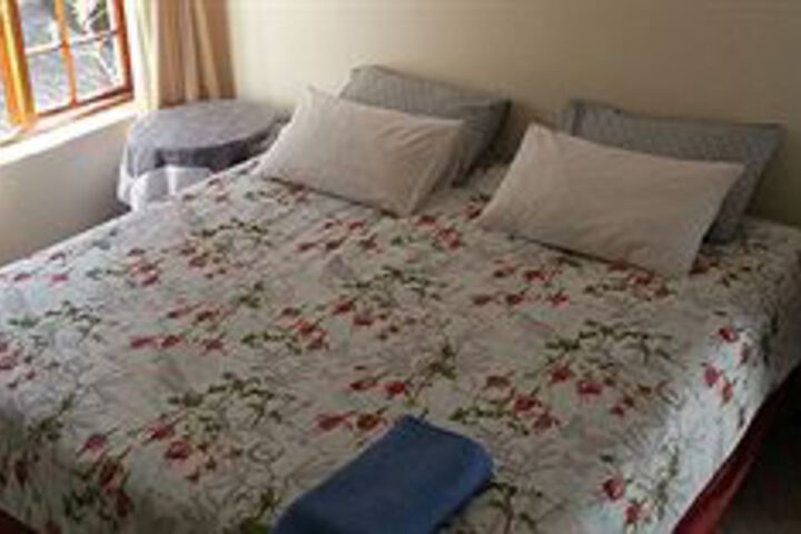 Room 2 of 4