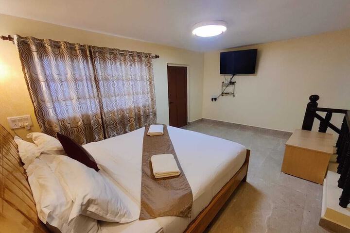 Room 16 of 47