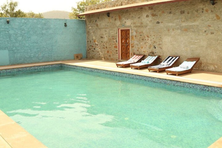 Pool 19 of 81