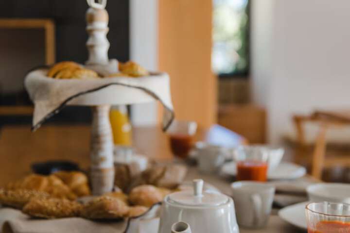 Breakfast/Coffee Service 72 of 106