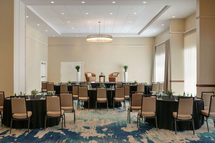 Meeting facility