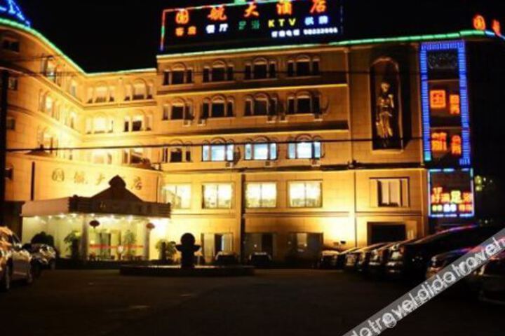 Hotel 8 of 32