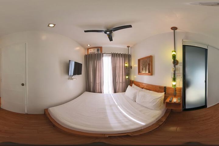 Room 35 of 101