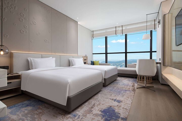Room 3 of 30