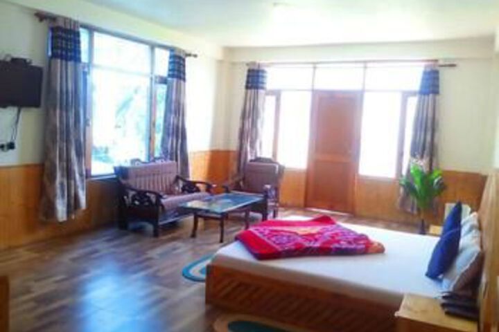 Room 20 of 27