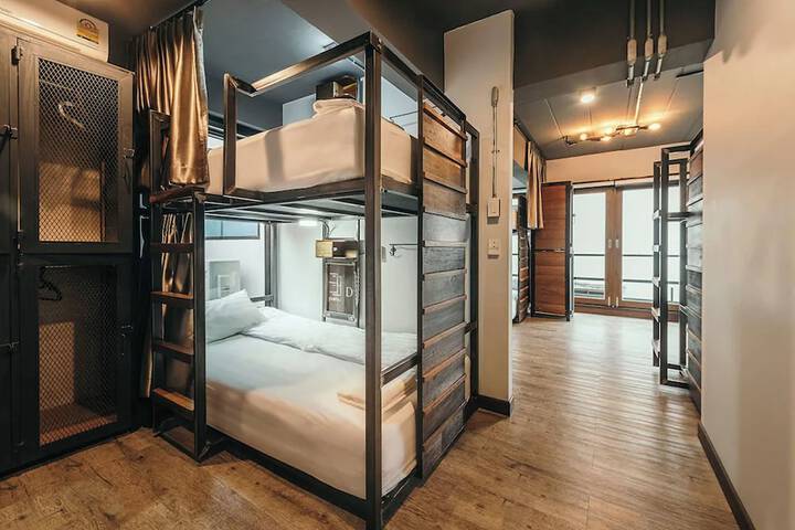 Room 18 of 72