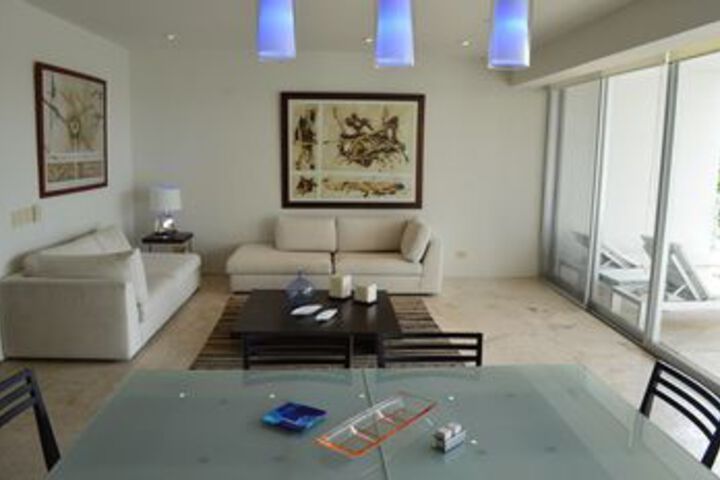 Room 85 of 108