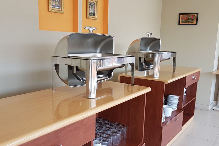 Breakfast/Coffee Service 28 of 43