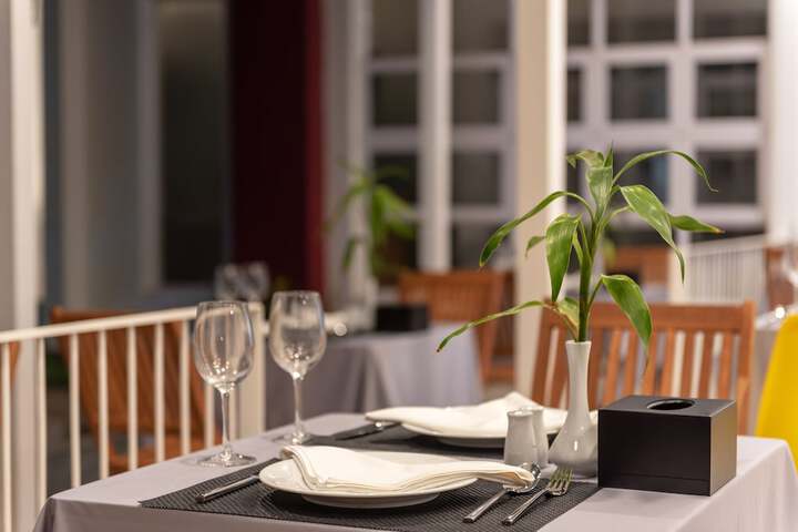 Dining 99 of 174