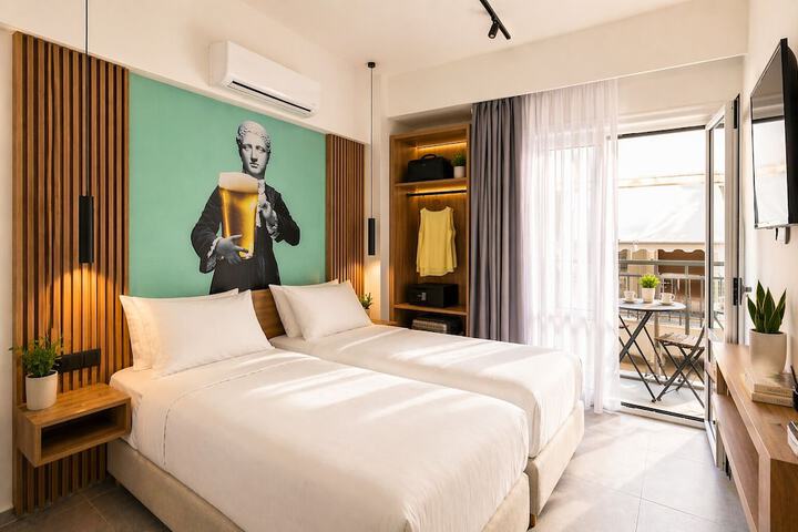 Room 15 of 45