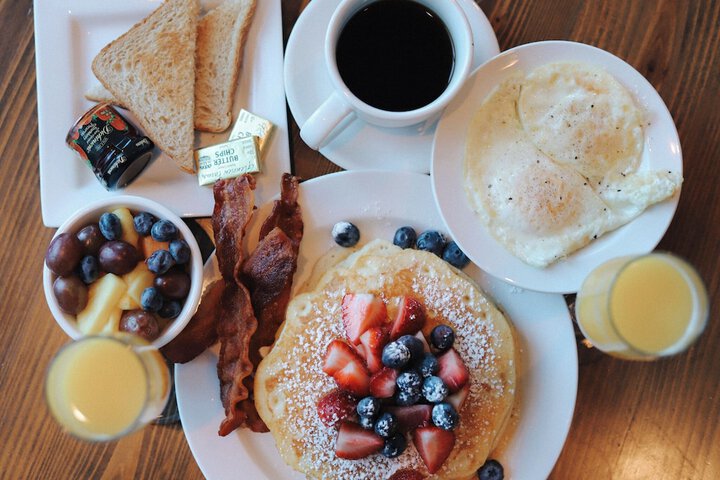 Breakfast meal