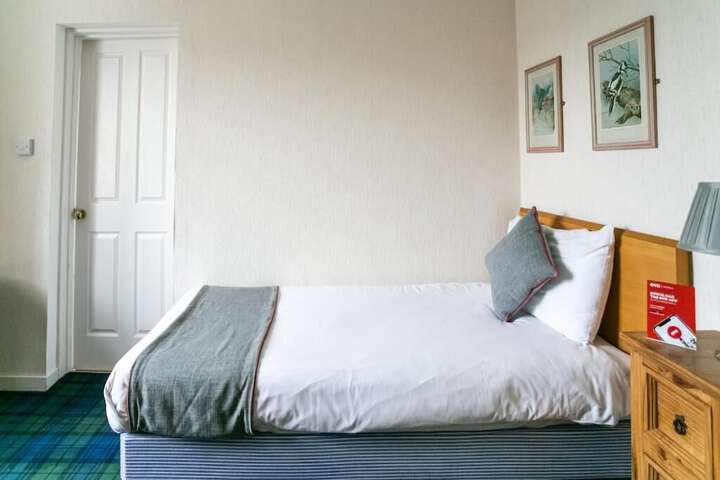 Room 9 of 72