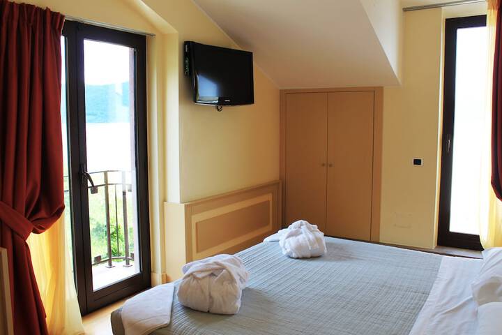 Room 14 of 59