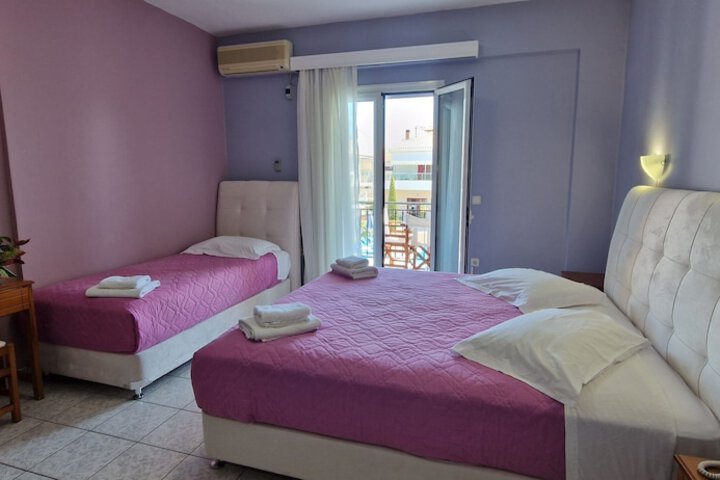 Room 9 of 56