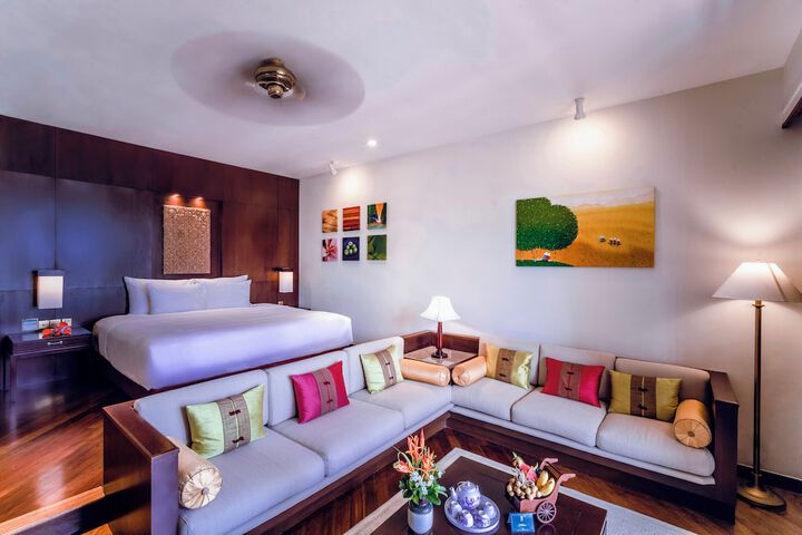 Room 33 of 209