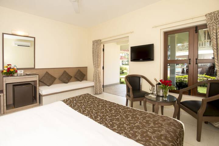 Room 4 of 64