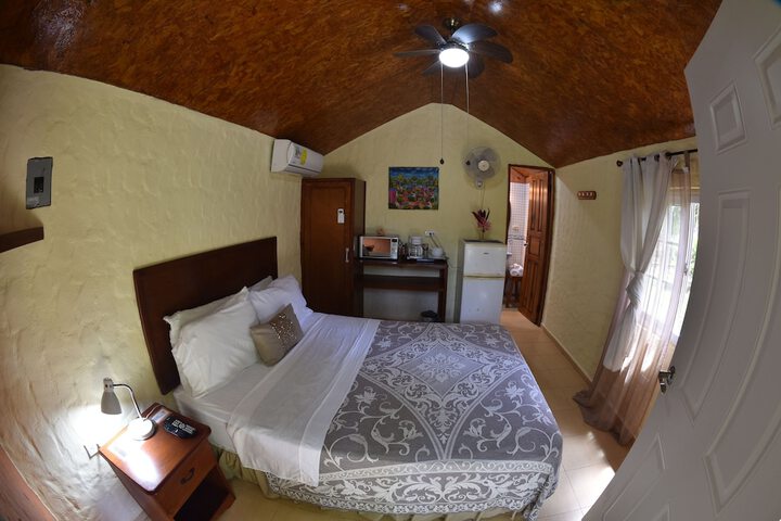 Room 12 of 43