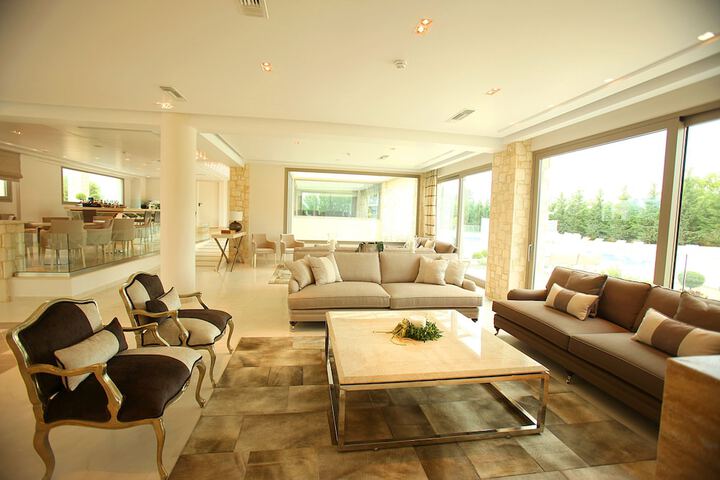 Guest Lobby