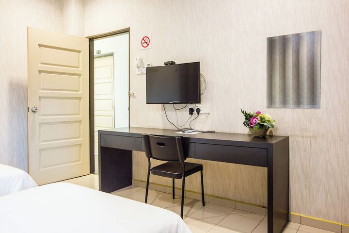 Room 14 of 39