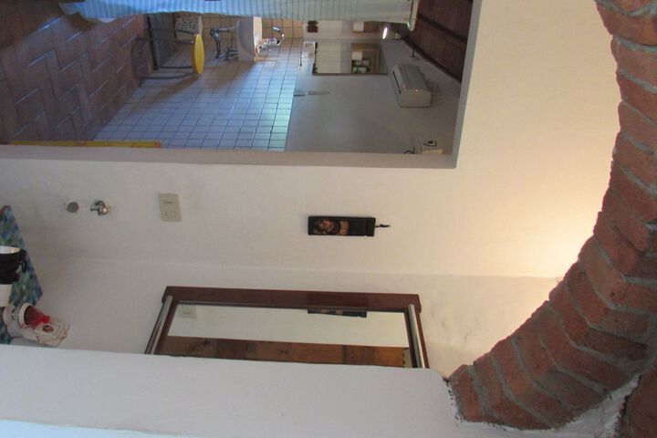 Room 2 of 43