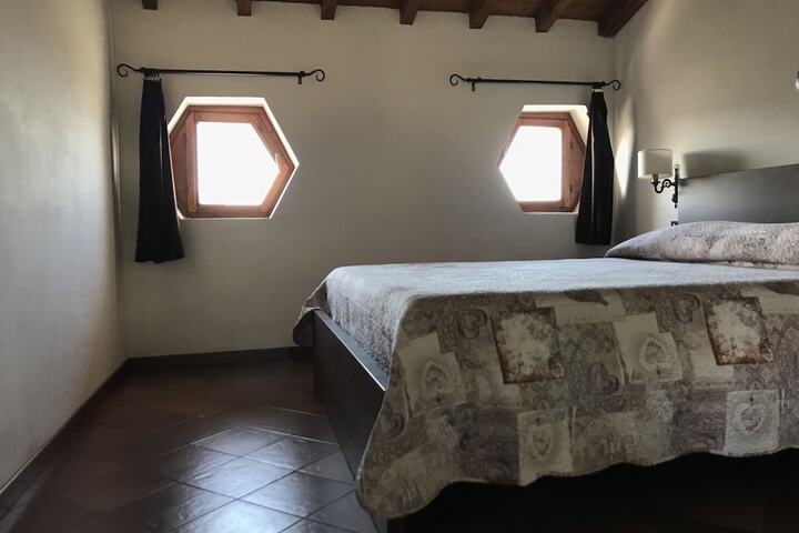 Room 18 of 79
