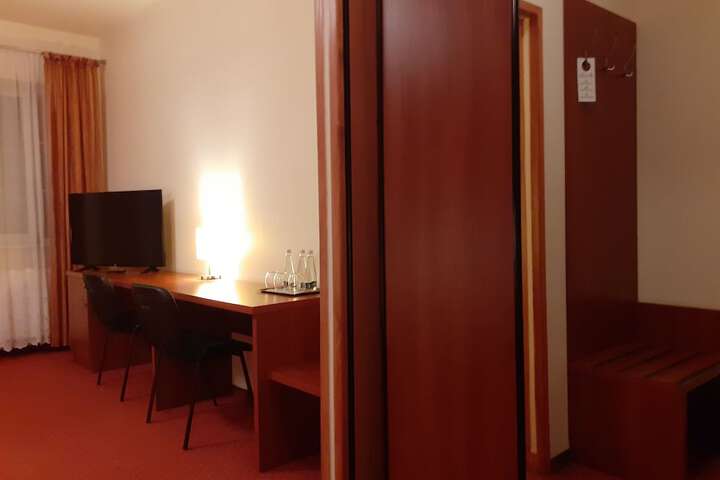 Room 19 of 45