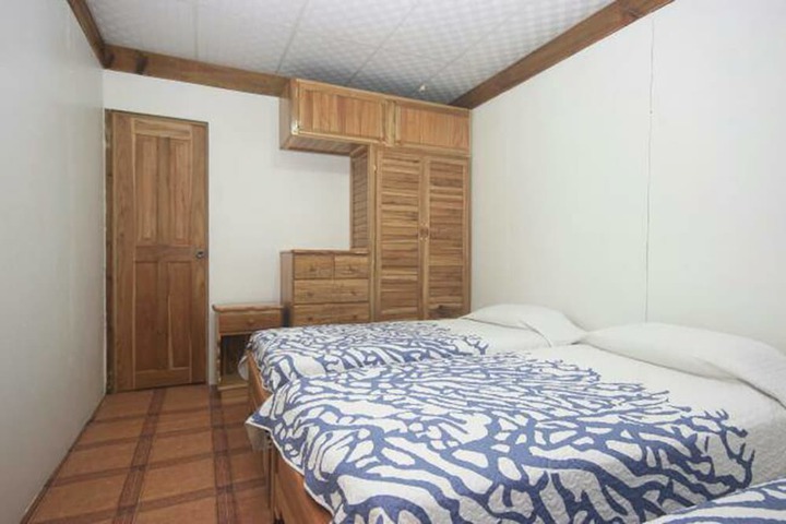 Room 4 of 29
