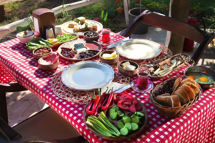 Breakfast/Coffee Service 40 of 76