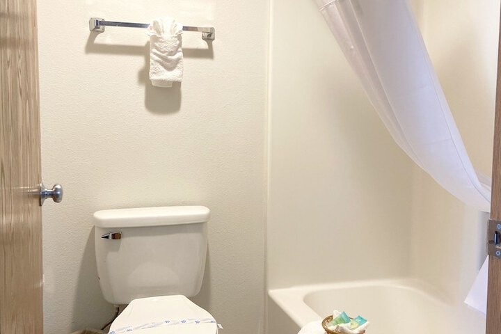 Room 19 of 27