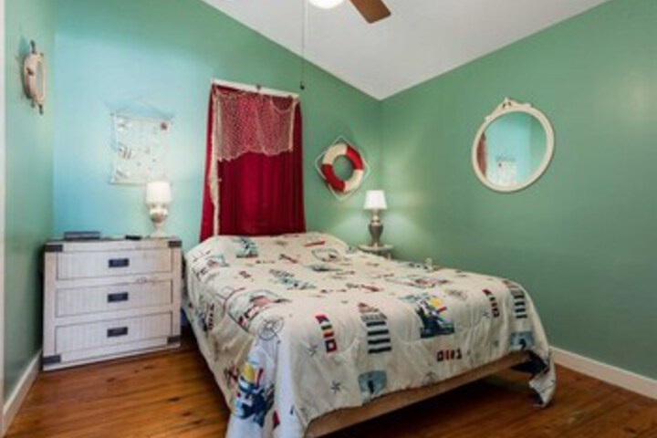 Room 29 of 36
