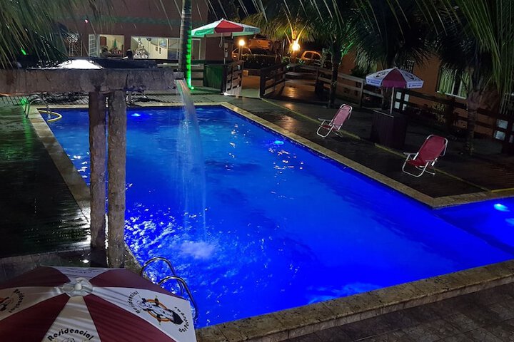 Pool 25 of 36