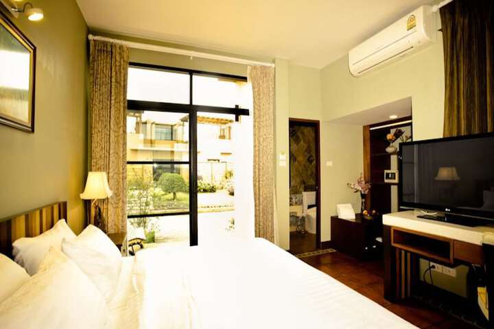 Room 14 of 119