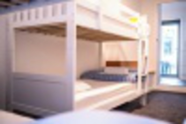Room 100 of 108