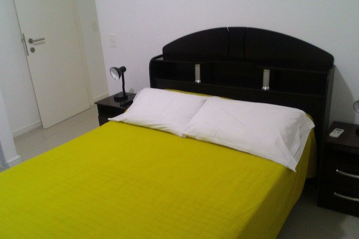 Room 8 of 75