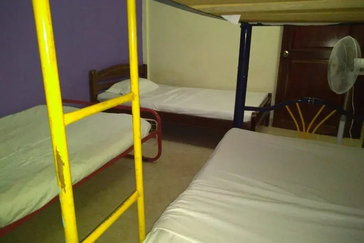 Room 5 of 14