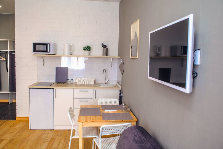 Room 6 of 40