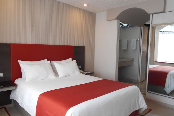 Room 18 of 130