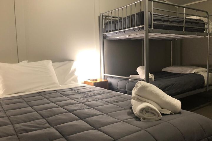 Room 14 of 38