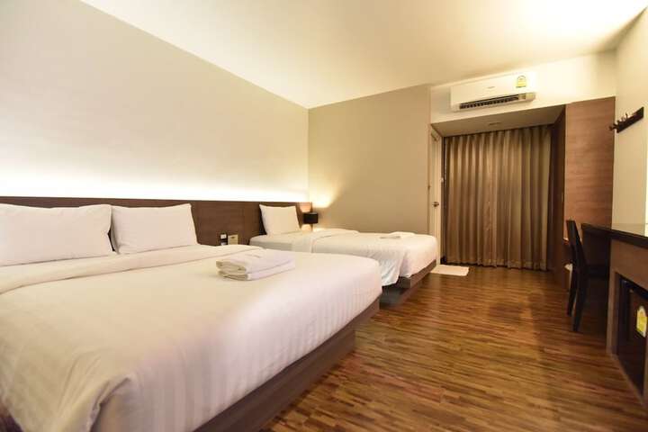 Room 16 of 50