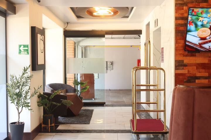 Hotel Interior 4 of 37