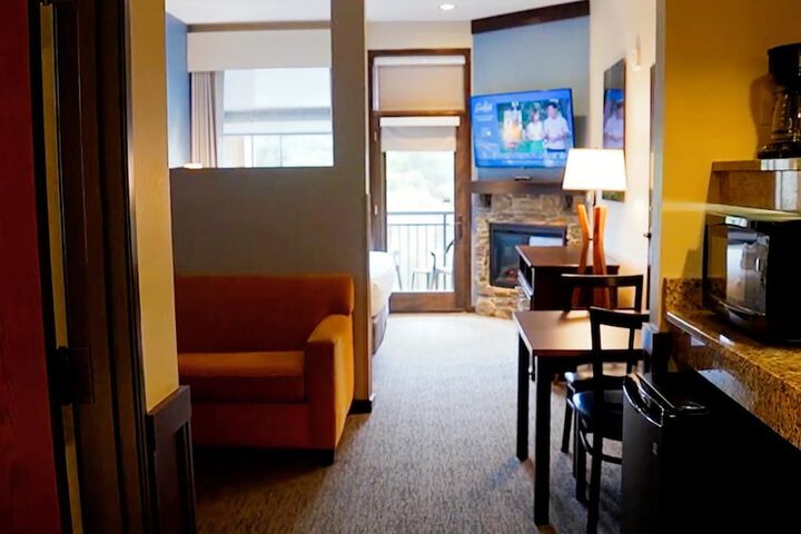 Room 36 of 111