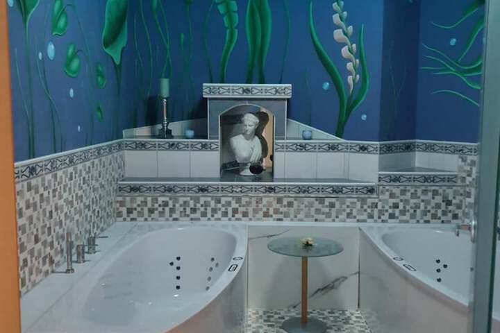 Clean Restrooms